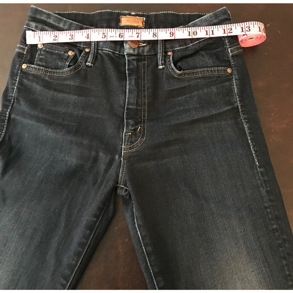 MOTHER Women's High Waisted Denim Looker in Coffee, Tea or Me Jeans - Size 26 - Picture 7 of 14